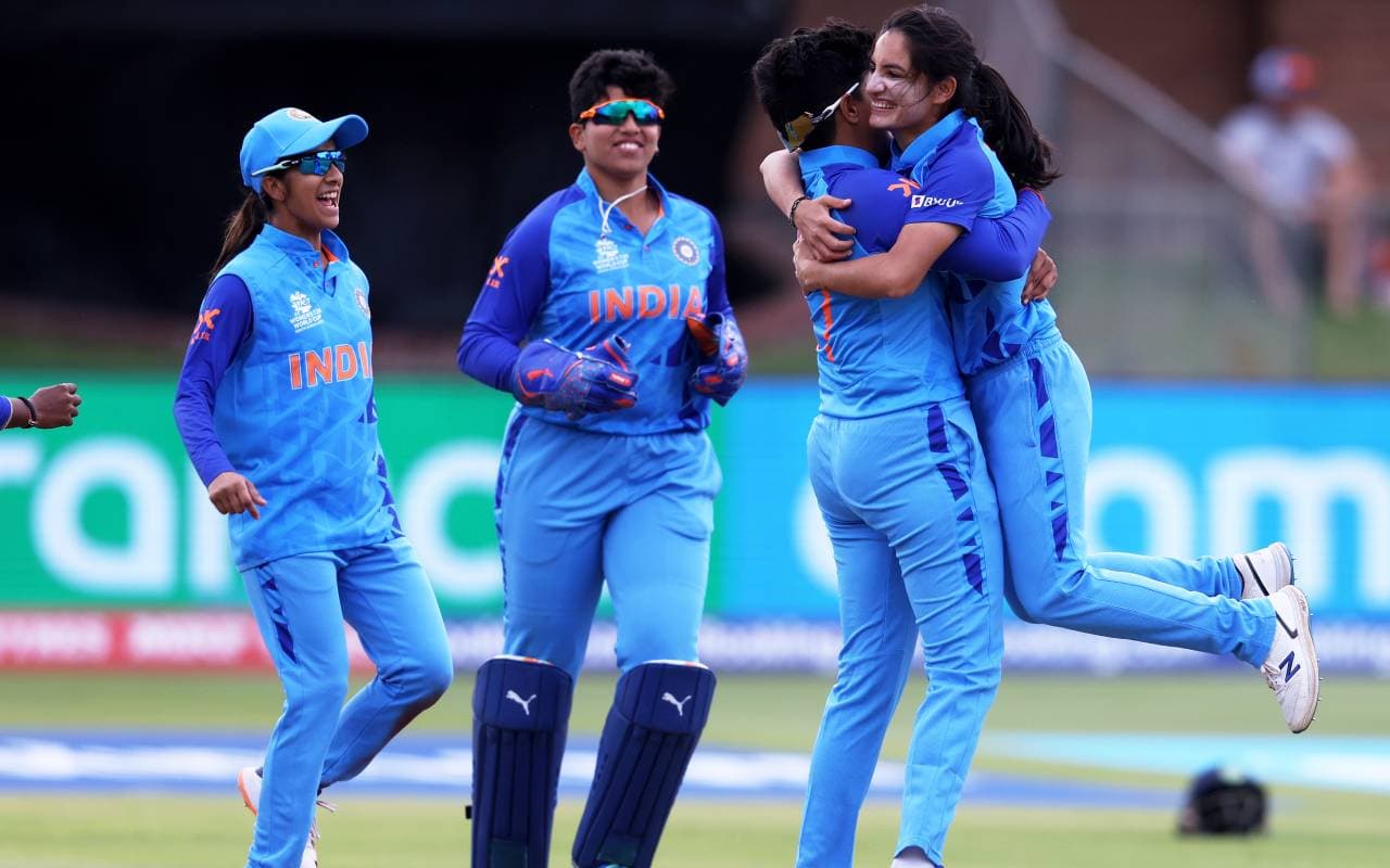 Women’s T20 World Cup: हरमनप्रीत कौर की टीम सेमीफाइनल में, भारत ने DLS से आयरलैंड को 5 रन से हराया