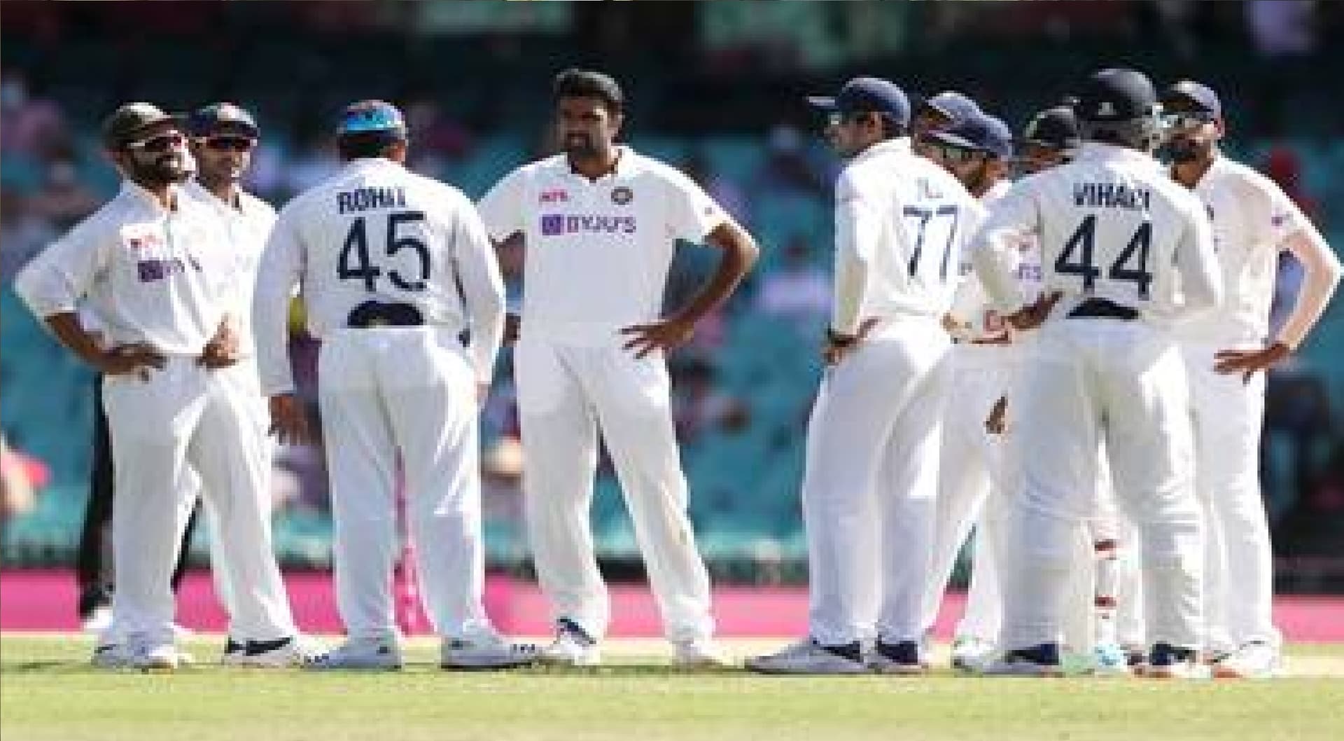 India vs Australia : पहले नस्लभेदी टिप्पणी, अब ऑस्ट्रेलिया में टीम इंडिया के साथ हो रहा ऐसा बर्ताव, एक्शन में BCCI