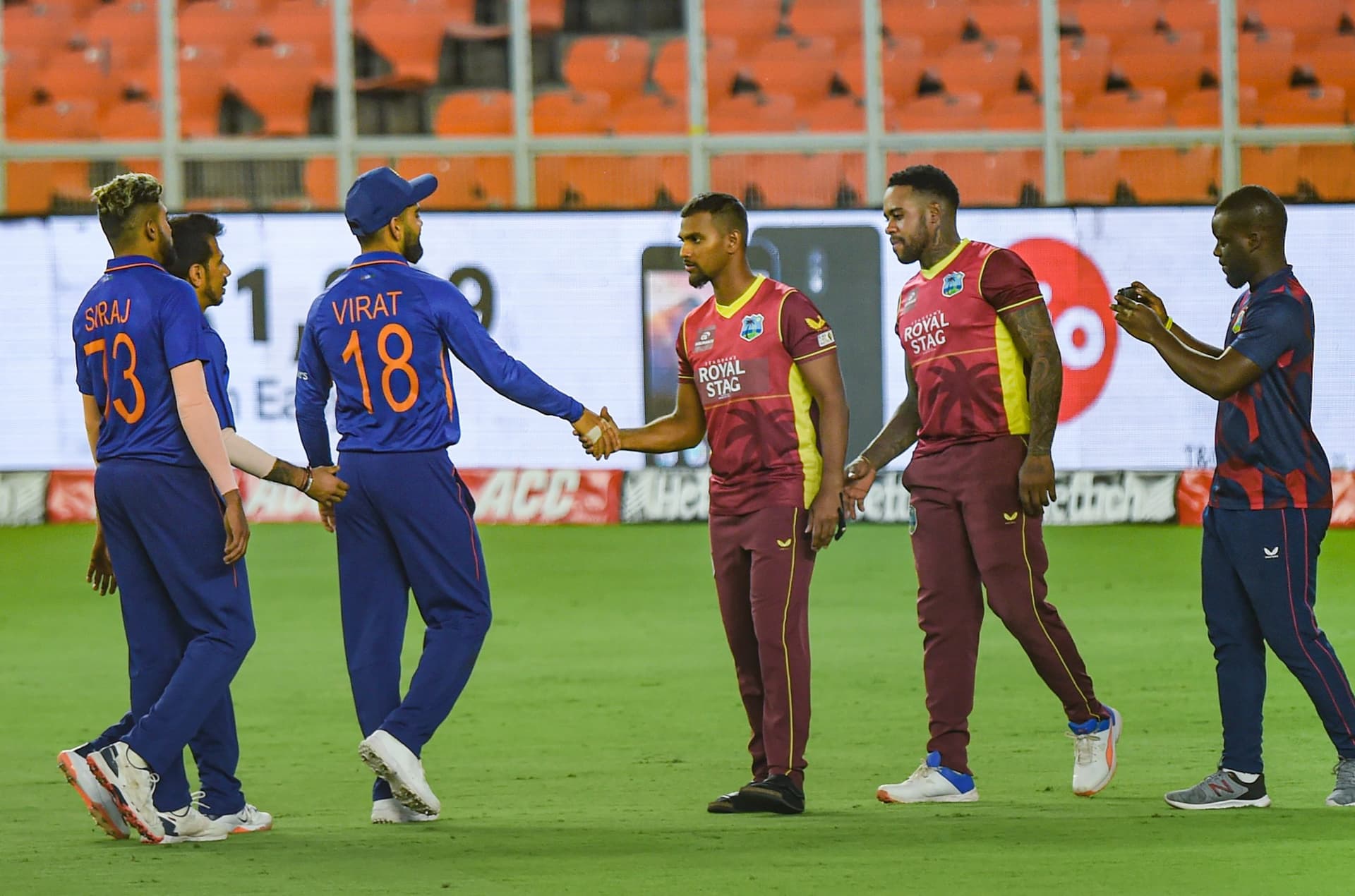 IND vs WI T-20 Series: बंगाल क्रिकेट संघ ने बीसीसीआई से दर्शकों के प्रवेश की अनुमति देने का किया अनुरोध