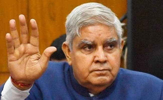 बंगाल में चुनावी हिंसा: शीतलकुची के बाद असम का भी दौरा करेंगे बंगाल के राज्यपाल जगदीप धनखड़ बंगाल में चुनावी हिंसा: शीतलकुची के बाद असम का भी दौरा करेंगे बंगाल के राज्यपाल जगदीप धनखड़