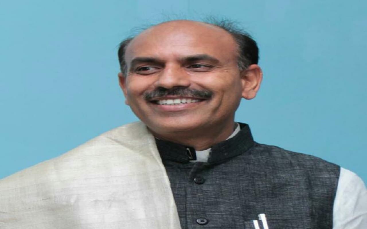 झारखंड के पूर्व मंत्री केएन त्रिपाठी का कांग्रेस अध्यक्ष बनने का सपना टूटा, रद्द हुआ नामांकन, जानें क्यों