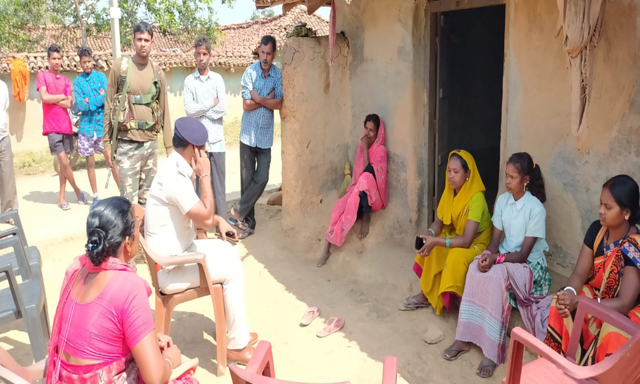 मानव तस्करों के चंगुल में जाने से बची कांजी गांव की एक बेटी, डुमरी थानेदार व मुखिया का कैसे मिला सहयोग, पढ़ें…