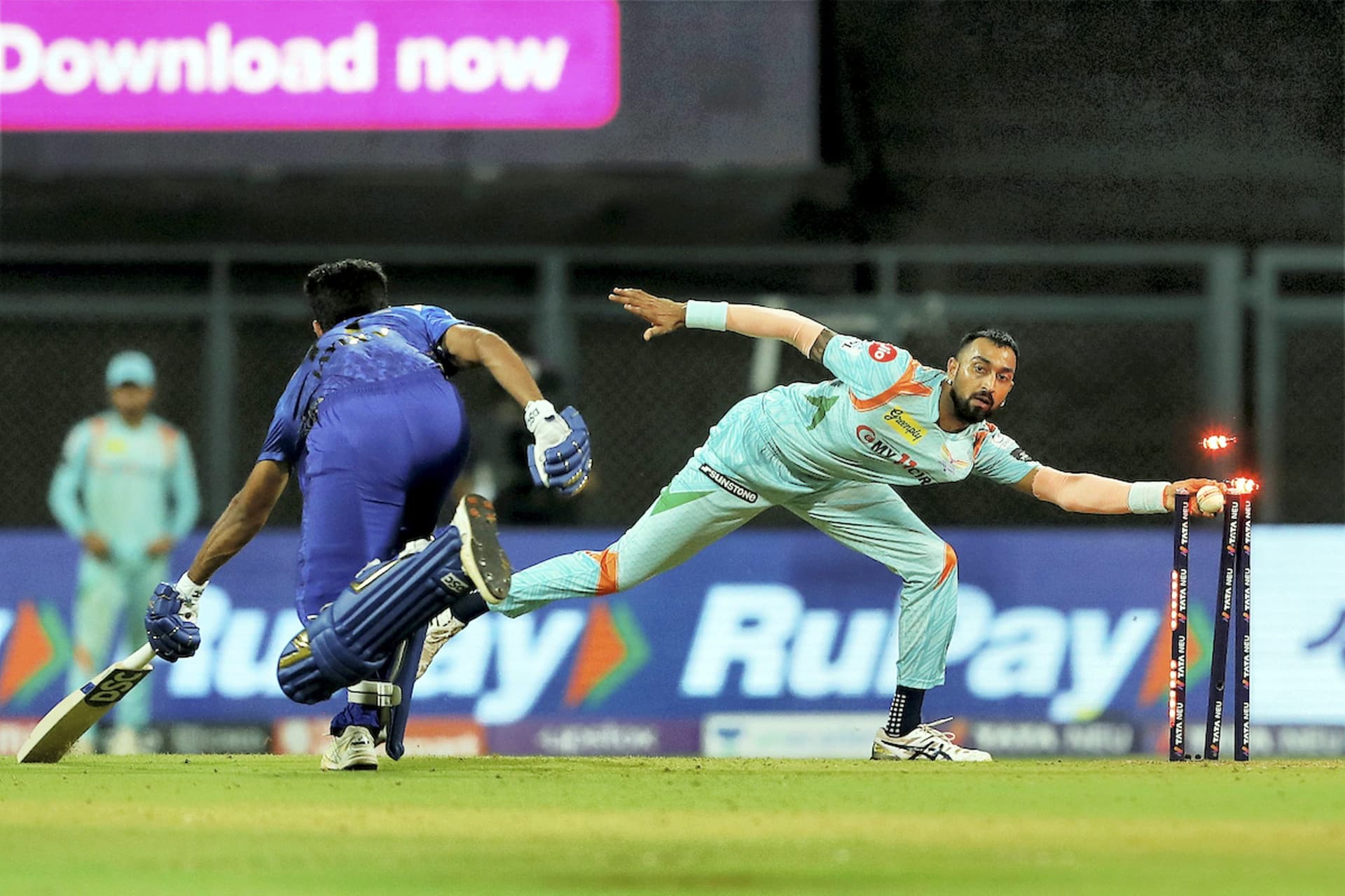 MI vs LSG, IPL 2022 : मुंबई की लगातार 8वीं हार, केएल राहुल के शतक से लखनऊ की धमाकेदारी जीत