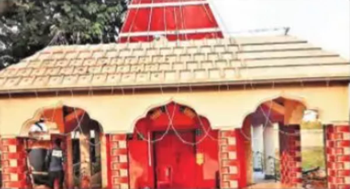 Jharkhand News: रजरप्पा के अलावा झारखंड के इस जिले में भी है मां छिन्नमस्तिके देवी का मंदिर, जानें इसकी महता Jharkhand News: रजरप्पा के अलावा झारखंड के इस जिले में भी है मां छिन्नमस्तिके देवी का मंदिर, जानें इसकी महता