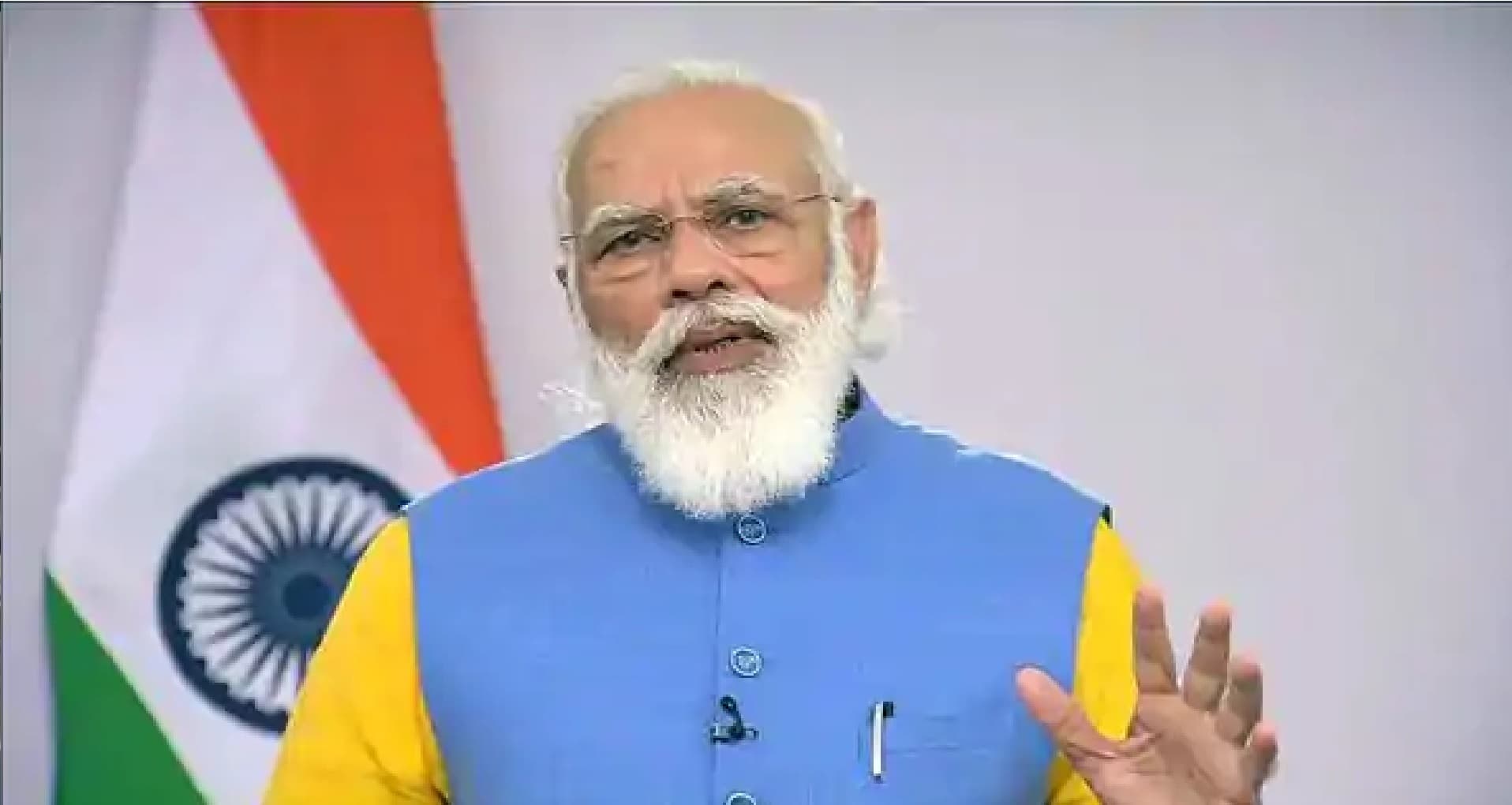 देश की सभी महिलाओं को मोदी सरकार दे रही 3 लाख रुपये ? जानें वायरल मैसेज का सच