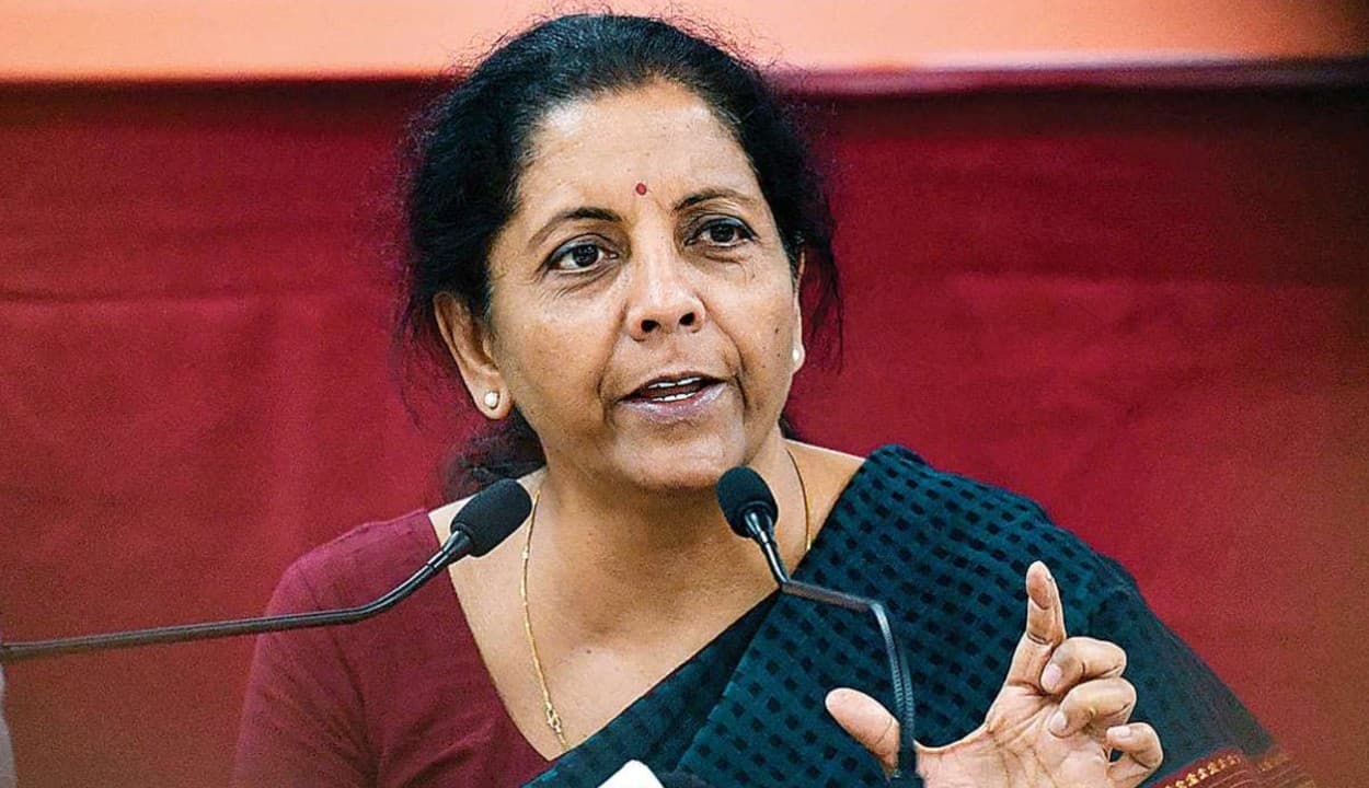 भारतीय अर्थव्यवस्था की जरूरतों को पूरा करने के लिए SBI जैसे 4-5 बैंकों की जरूरत: वित्त मंत्री निर्मला सीतारमण