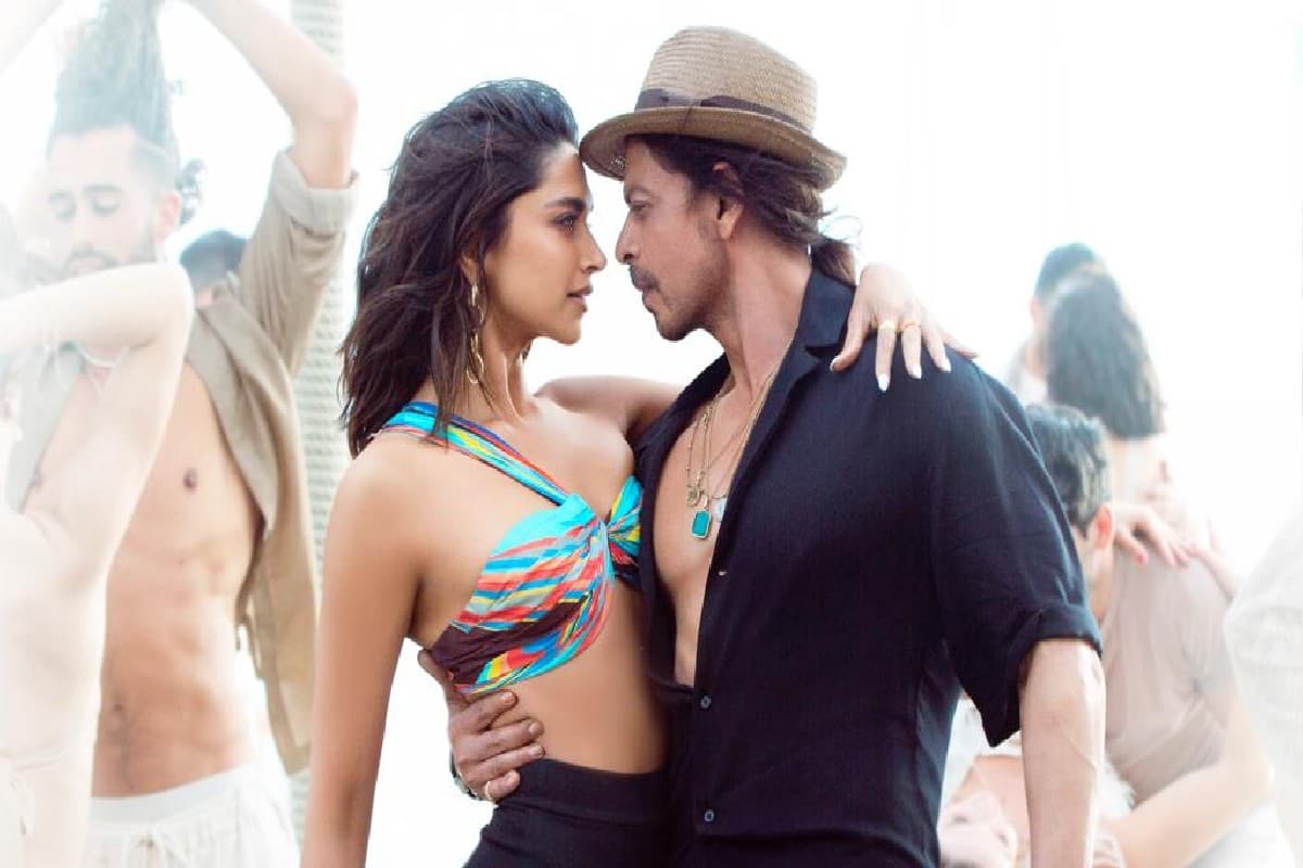 Pathaan Advance Booking: रिलीज से पहले बॉक्स ऑफिस पर ‘पठान’ का तूफान, आप भी ऐसे बुक करें टिकट