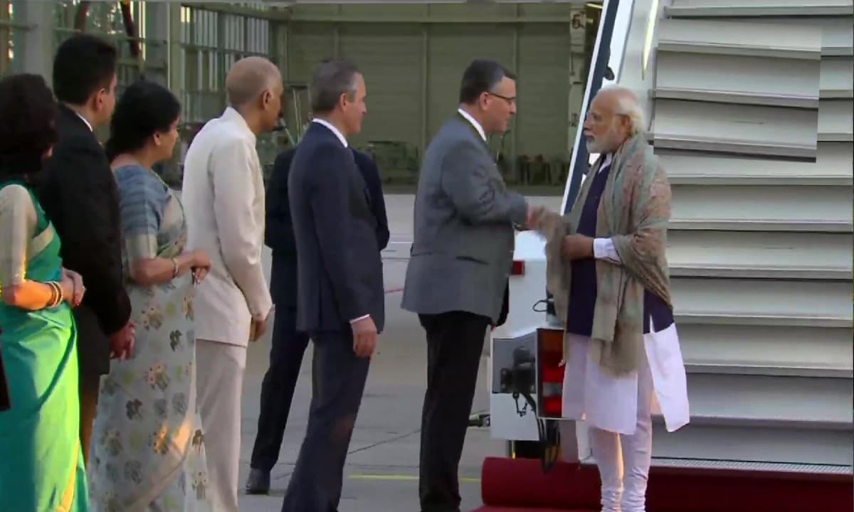 G-7 शिखर सम्मेलन में भाग लेने के लिए जर्मनी पहुंचे पीएम मोदी पहुंचे, एयरपोर्ट पर किया गया भव्य स्वागत