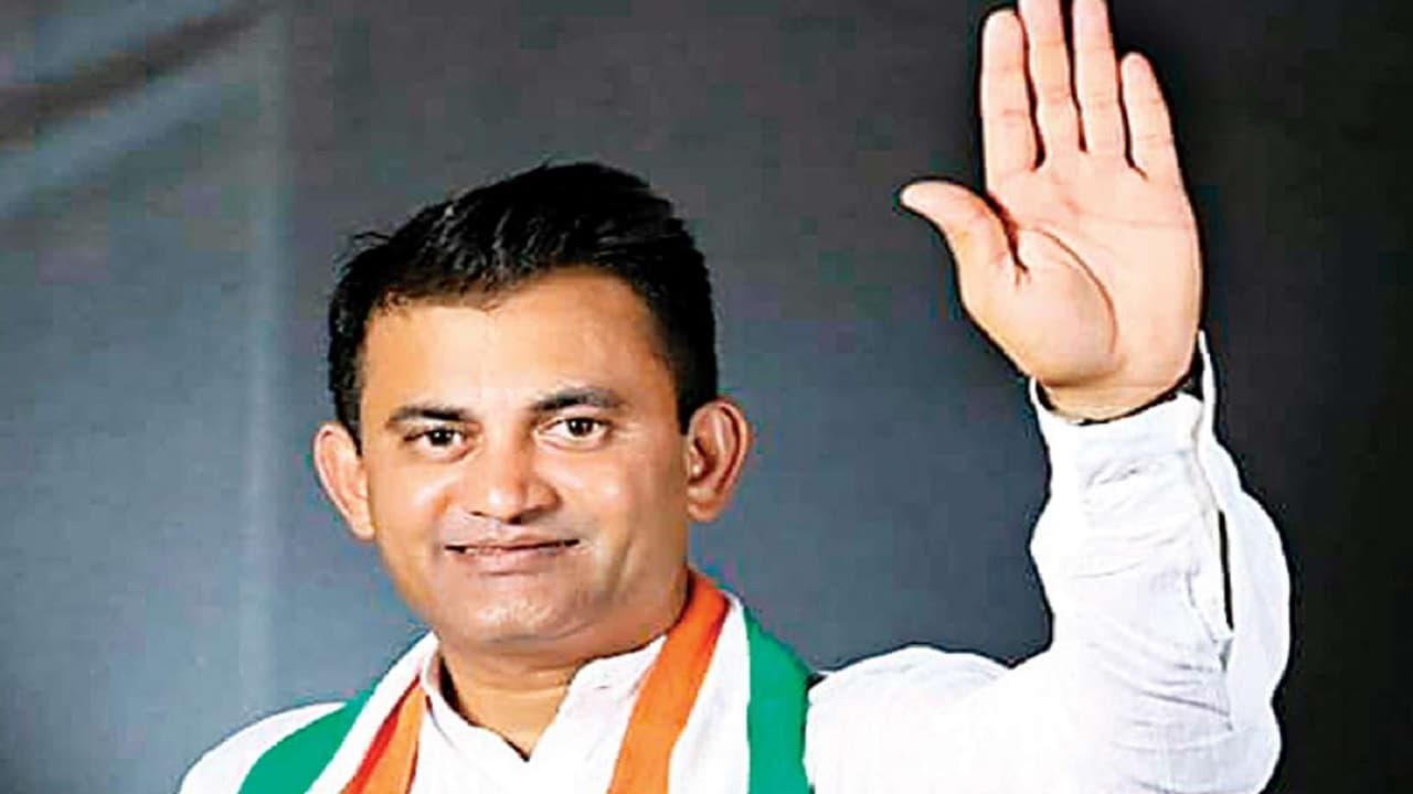 Gujarat Election 2022: गुजरात विधानसभा के पूर्व नेता प्रतिपक्ष परेश धानाणी अमरेली सीट से है विधायक