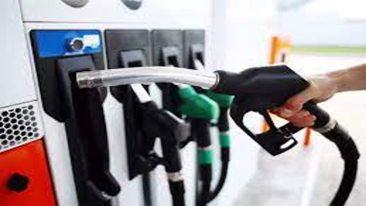 Fuel Price Today: UP में पेट्रोल-डीजल के ताजा रेट जारी, जानिए अपने शहर में तेल का भाव