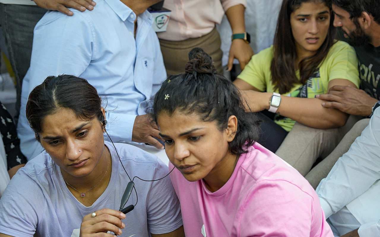 Wrestlers Protest: दिल्ली पुलिस ने WFI चीफ बृज भूषण के खिलाफ आरोपों की जांच कर रही समिति से मांगी रिपोर्ट