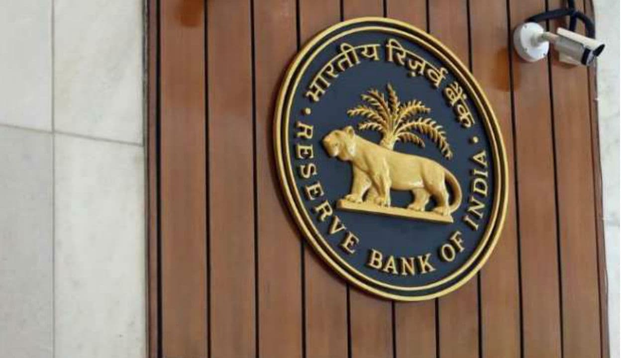 RBI ने लोन नहीं किया सस्ता, मगर पेश की नयी गोल्ड लोन पॉलिसी… पढ़िए बड़ी बातें