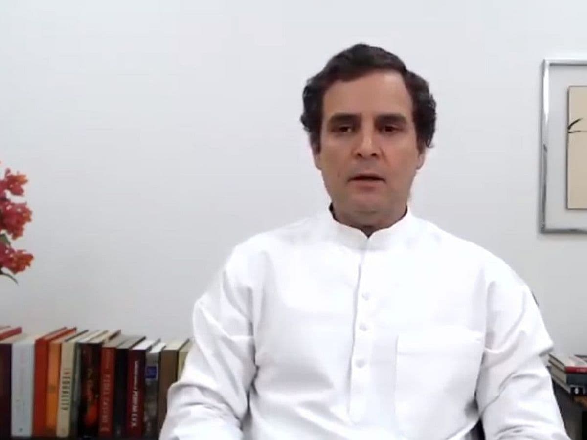 राहुल को अध्यक्ष बनाने की मांग तेज, दिग्विजय सिंह ने राहुल की तारीफ में कही यह बात