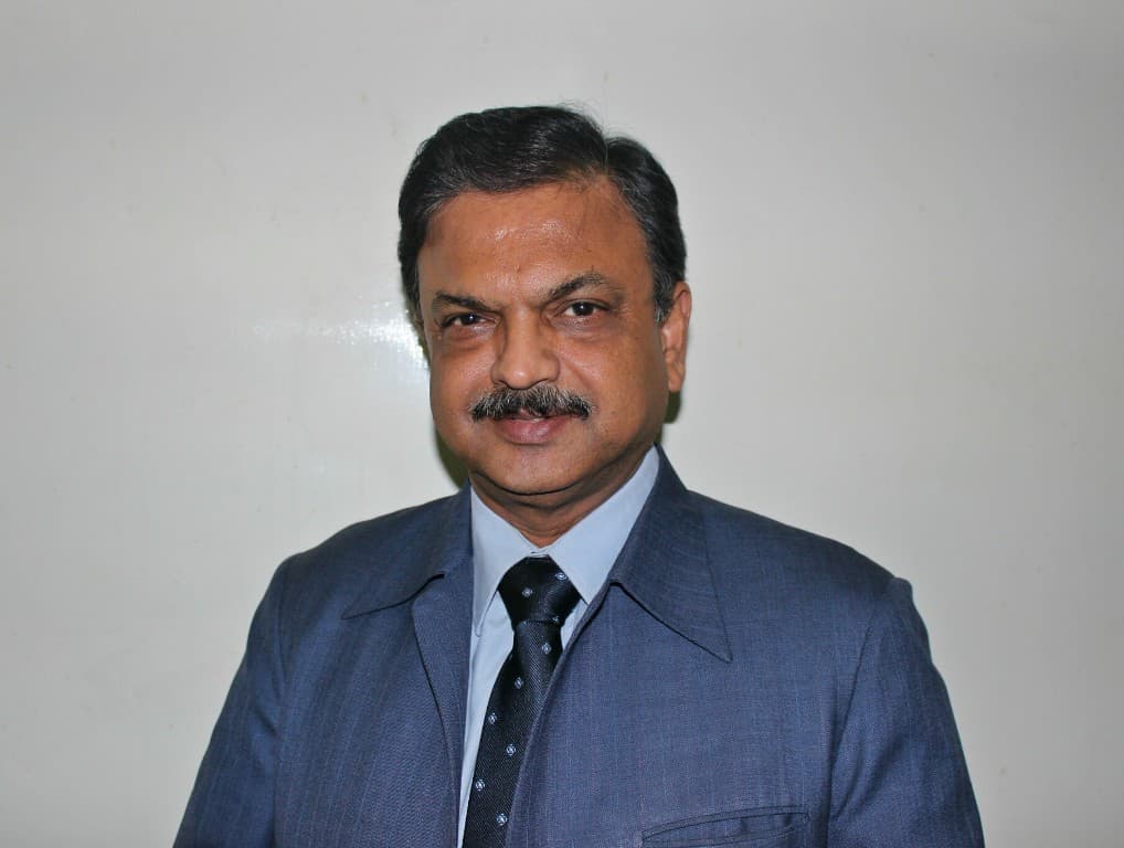 Aligarh News: प्रो राकेश भार्गव बने जेएन मेडिकल कॉलेज के प्राचार्य, जानें कॅरियर में अब तक कहां रहे?