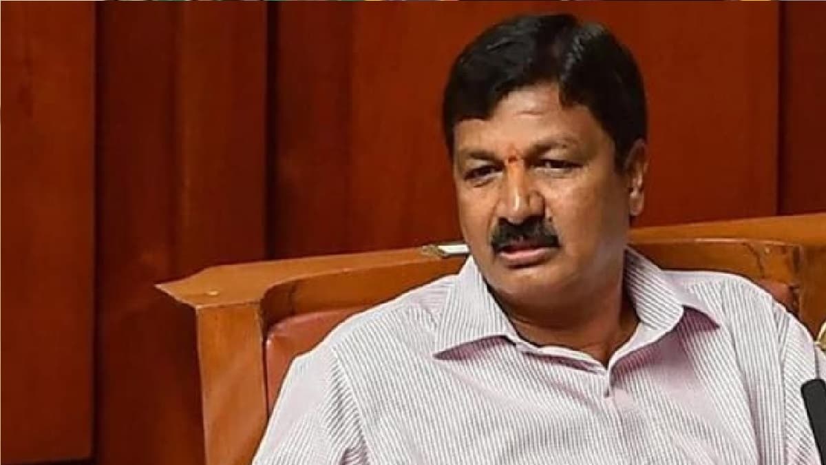 कर्नाटक के मंत्री पर यौन उत्पीड़न का आरोप, दिया इस्तीफा