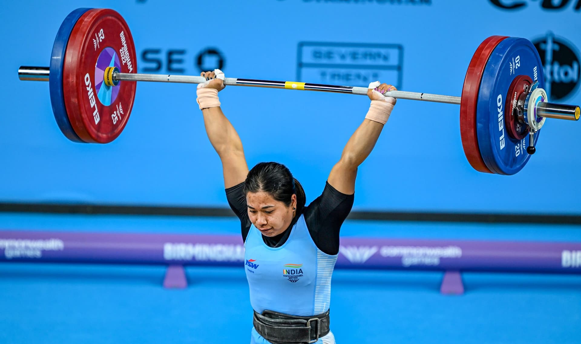 Commonwealth Games: वेटलिफ्टिंग में भारतीय एथलीट का जलवा कायम, बिंदियारानी ने जीता सिल्वर मेडल