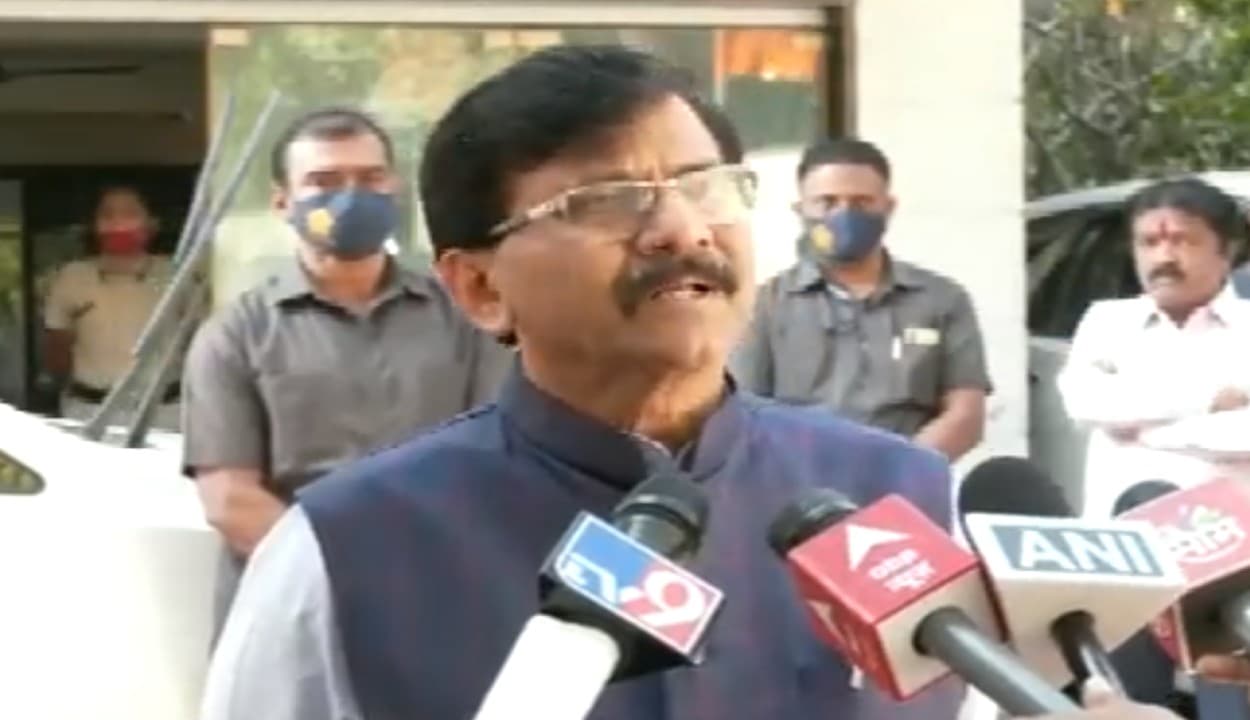 ‘गांधी’ पर राजनीति गरम: संजय राउत बोले- ‘असली हिंदुत्ववादी होता तो जिन्ना को गोली मारता, गांधी को क्यों?’