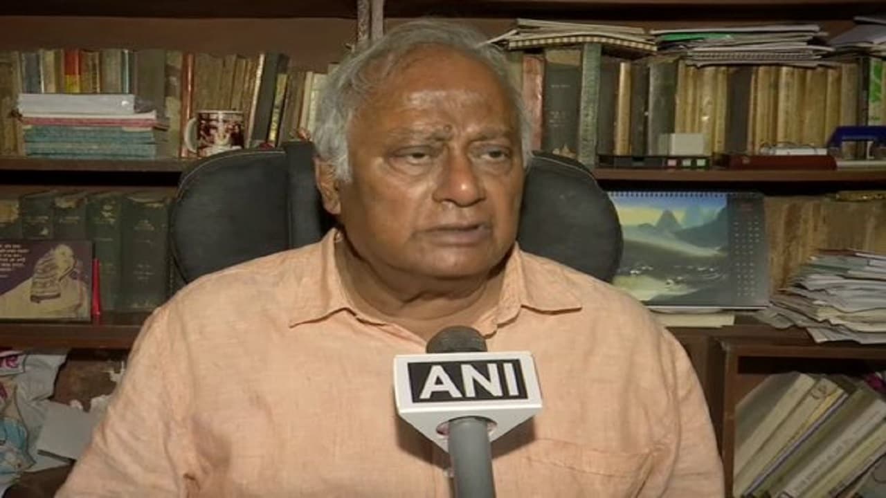 West Bengal:ममता बनर्जी के भतीजे अभिषेक बनर्जी को ED के समन पर भड़के TMC सांसद, बताया प्रतिशोध की राजनीति