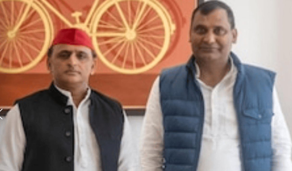 Bareilly News: SP ने आंवला सीट से आरके शर्मा को दिया टिकट, आप ने राम सिंह को उतारकर दी कांटे की टक्कर Bareilly News: SP ने आंवला सीट से आरके शर्मा को दिया टिकट, आप ने राम सिंह को उतारकर दी कांटे की टक्कर