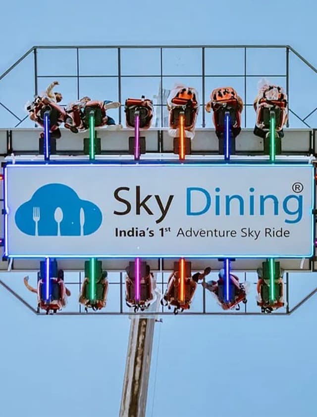 New Restaurant in Lucknow: लखनऊ में खुला स्काई डाइनिंग रेस्टोरेंट, जानिए टाइमिंग और लोकेशन