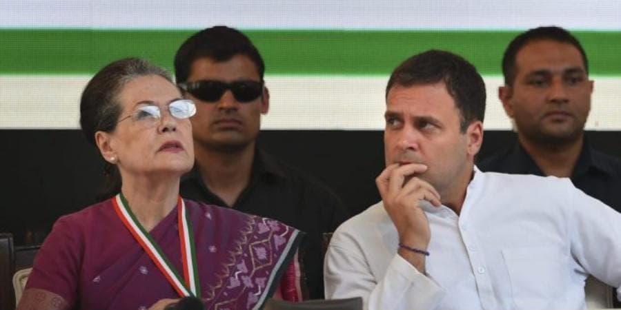 क्या राहुल गांधी फिर बनने जा रहे कांग्रेस अध्यक्ष, यहां पढ़िए राजनीतिक गलियारे की कानाफूसी