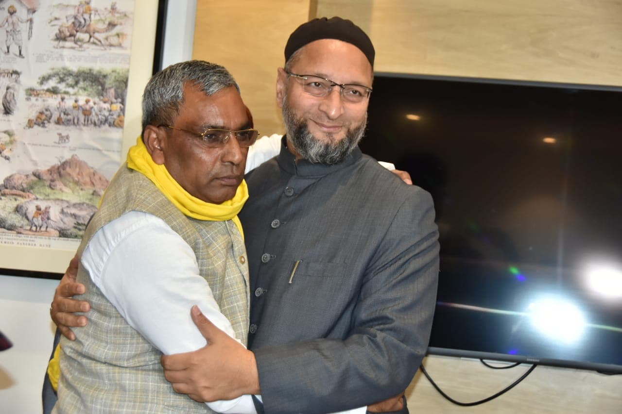 UP Election: बिहार की तरह UP में भी खेल बिगाड़ेंगे ओवैसी, AIMIM ने उत्तर प्रदेश में बनाया नया मोर्चा