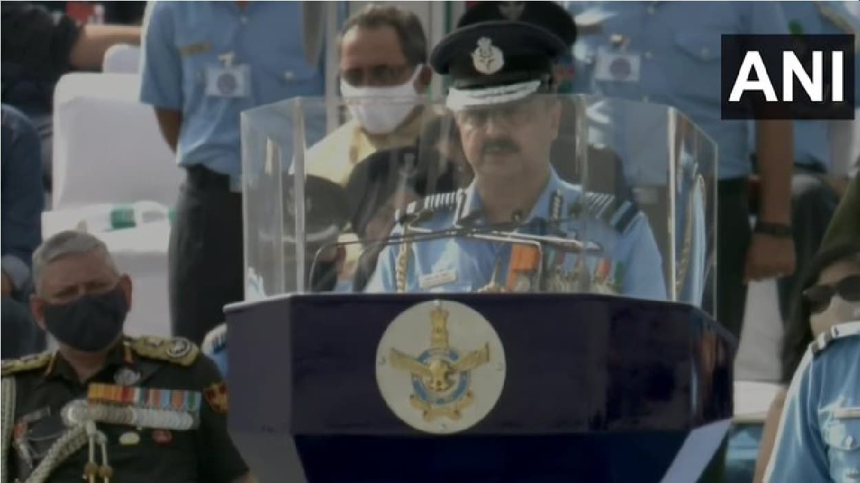 Indian Air Force Day 2021: शानदार एयर शो, एयर चीफ मार्शल ने दुश्मनों को दी चेतावनी
