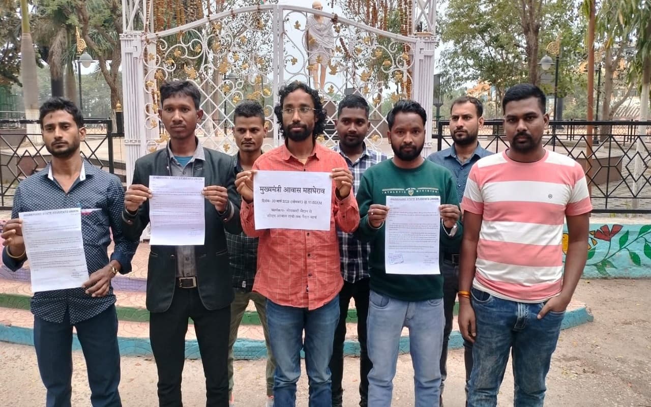 झारखंड : नियोजन नीति के खिलाफ छात्रों का हल्ला बोल, विधानसभा का करेंगे घेराव