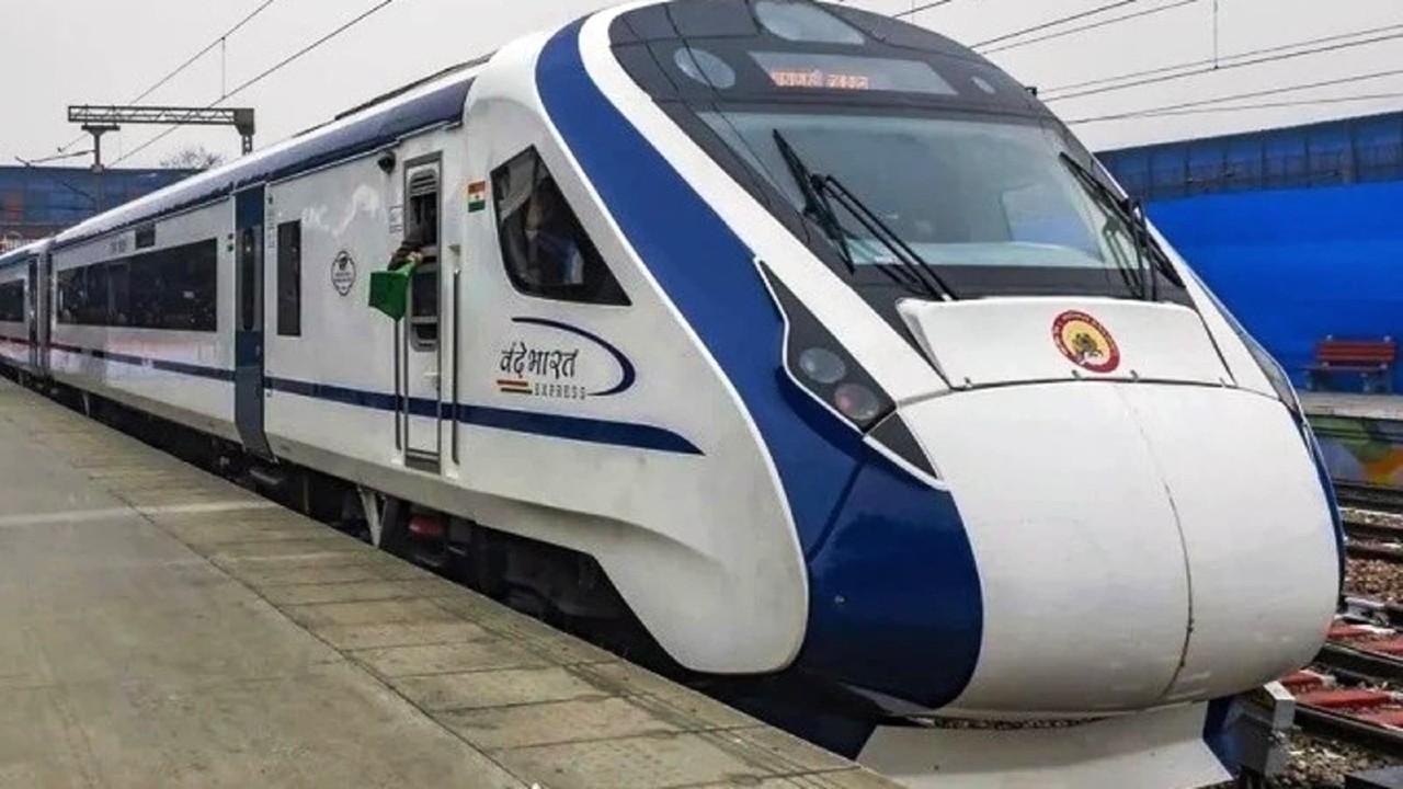 Budget 2023 : 400 अतिरिक्त वंदे भारत ट्रेन और नई हाई स्पीड ट्रेनों को चला सकती है सरकार