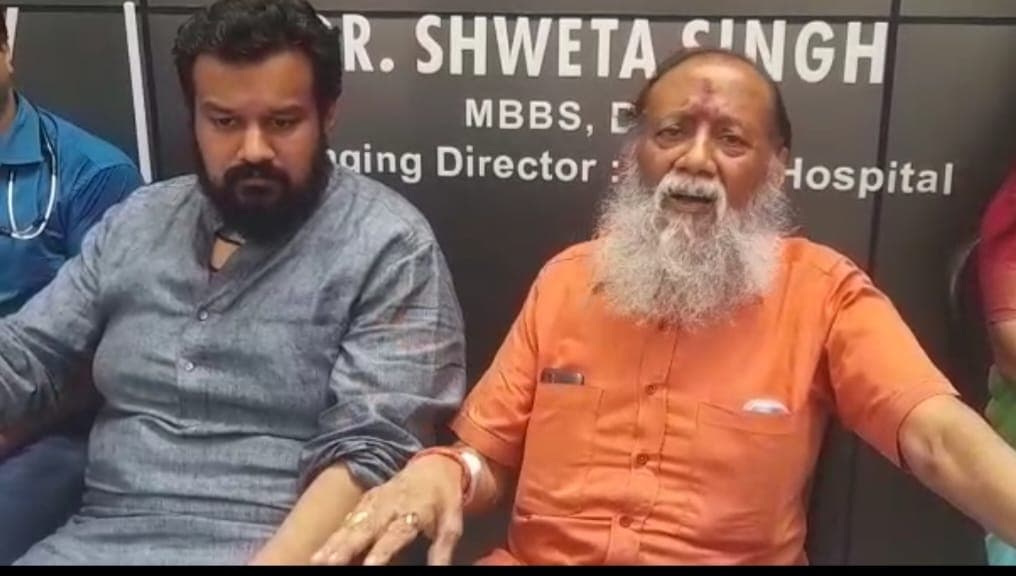 ज्ञानवापी मामले में अधिवक्ता हरिशंकर जैन और उनके बेटे विष्णु जैन बोले- सच अब सबके सामने आ गया