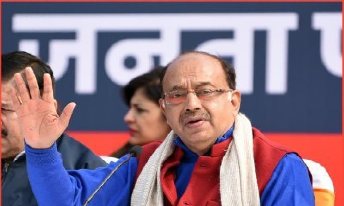भाजपा नेता और पूर्व सांसद विजय गोयल से दिल्ली में छिनतई, मोबाइल लूटकर भागा शख्स फिर…