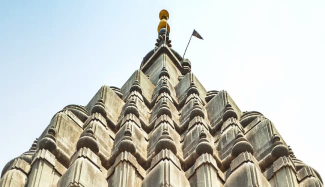 विष्णुपद मंदिर को लेकर केंद्र व राज्य सरकार और धार्मिक न्यास बोर्ड को हाईकोर्ट का नोटिस, मांगा जवाब, …जानें मामला?