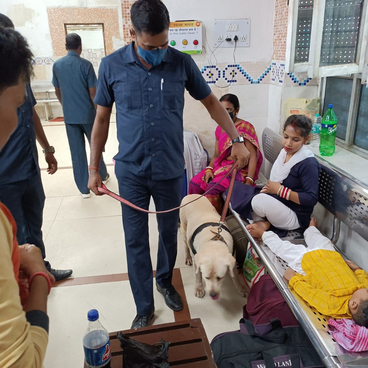 मजदूरों से भरी ट्रेनों को टाइम बम से उड़ाने की साजिश, बिहार के सभी प्रमुख स्टेशनों पर बढ़ाई गई चौकसी