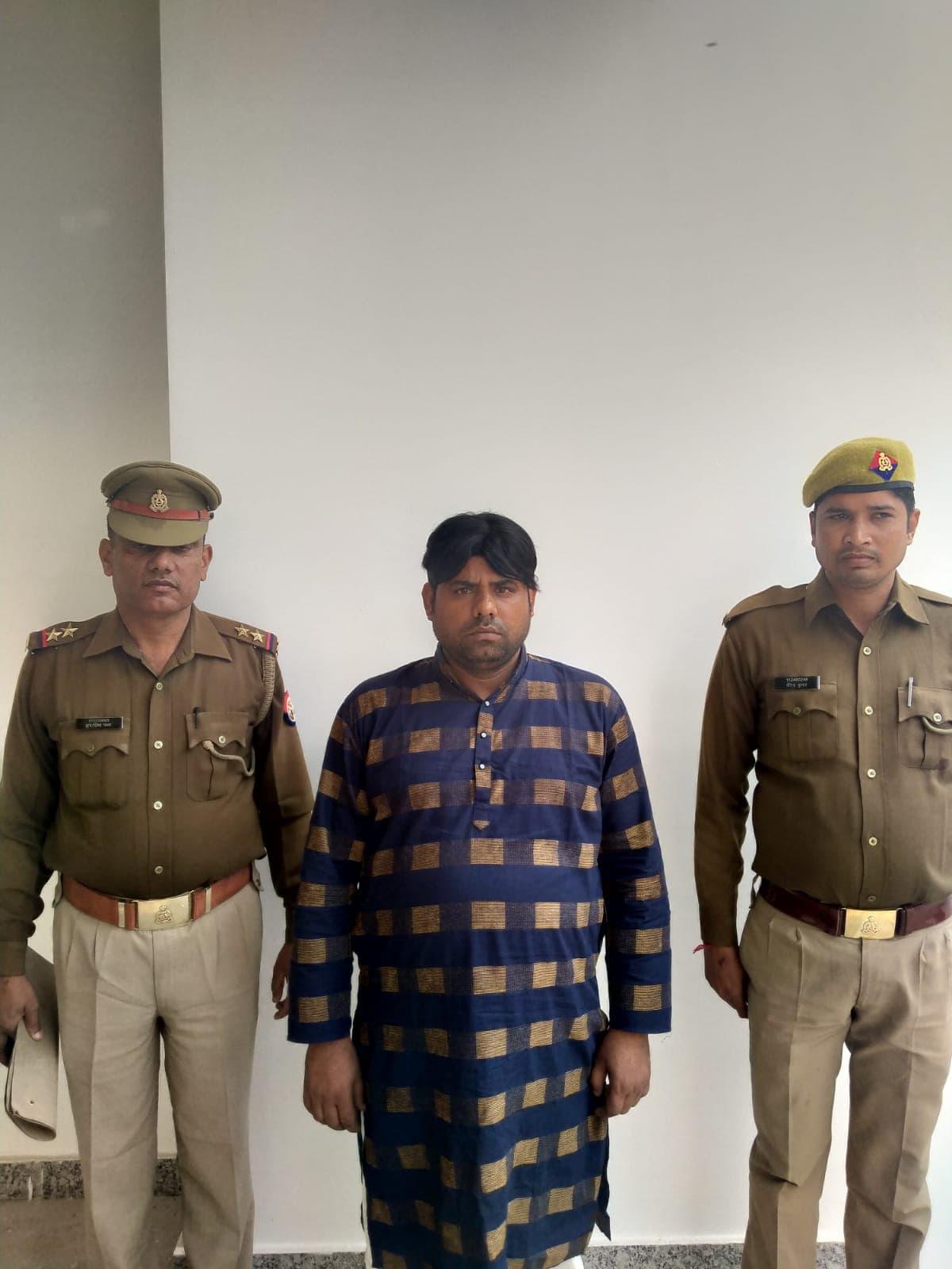 Bareilly News: इनामी स्मैक तस्कर रिफाकत गिरफ्तार, उत्तराखंड के छात्रों को करता था ड्रग्स की सप्लाई