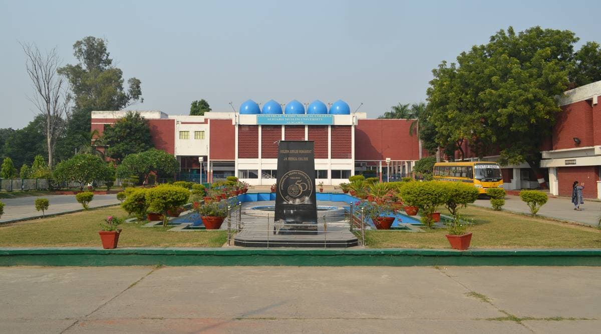 AMU के मेडिकल-डेंटल कॉलेज में 21 फरवरी से होगी ऑफलाइन पढ़ाई, हॉस्टल के लिए कोरोना सर्टिफिकेट जरूरी
