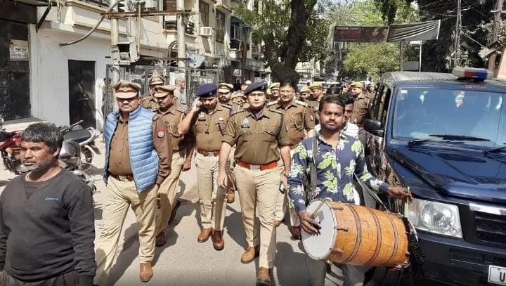 Irfan Solanki: सपा विधायक इरफान सोलंकी और उनके साथियों पर एक्शन, तीन करोड़ की 5 फ्लैट सील, कार्रवाई जारी
