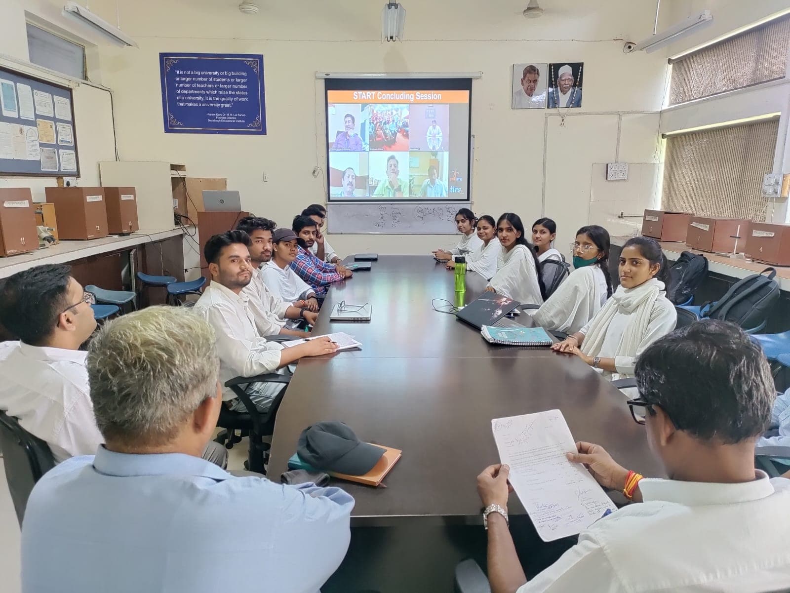 Agra news : अंतरिक्ष विज्ञान में दक्ष करने के लिए  डीईआई में ऑनलाइन प्रशिक्षण, जानें – क्या बोले वैज्ञानिक