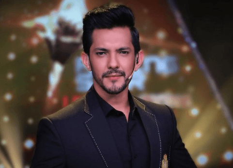 Indian Idol 12: फिनाले से पहले आदित्य नारायण ने फर्जी फैसलों के आरोपों पर तोड़ी चुप्पी, शो को लेकर कह दी बड़ी बात