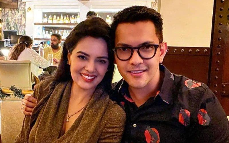 उदित नारायण के बेटे Aditya Narayan ने शेयर की गुड न्यूज, पिता बनने वाले है सिंगर उदित नारायण के बेटे Aditya Narayan ने शेयर की गुड न्यूज, पिता बनने वाले है सिंगर
