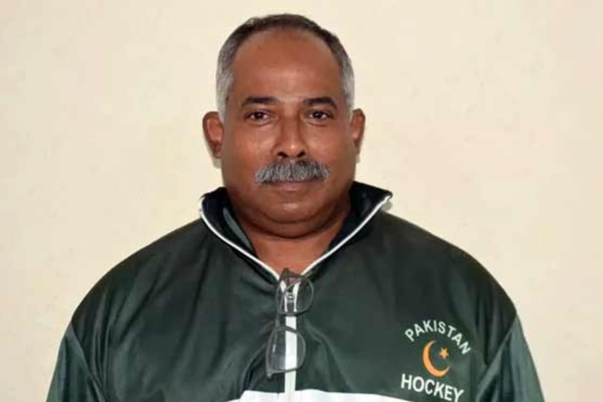 क्रिकेट के बाद हॉकी पाकिस्तान की किरकिरी, 1 साल से वेतन नहीं मिलने के कारण कोच ने छोड़ा पद