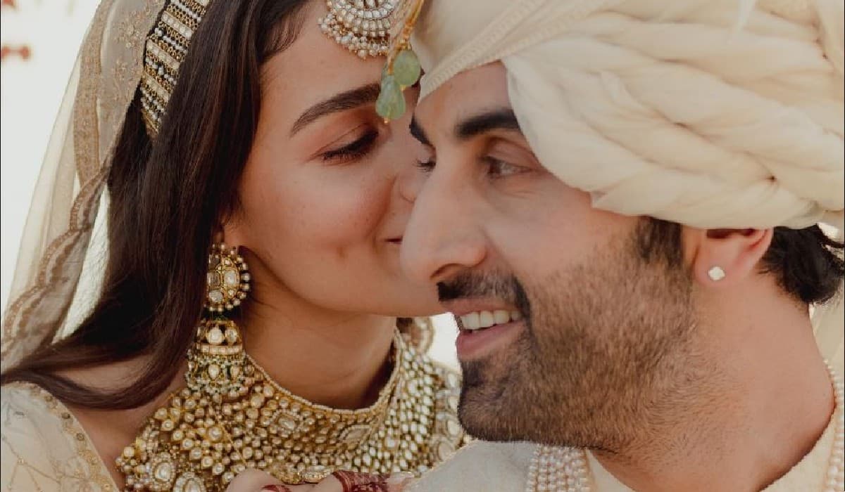 आलिया भट्ट फॉलोवर्स बढ़ाने के लिए कर रही हैं रणबीर कपूर की तसवीर शेयर? अब एक्ट्रेस ने तोड़ी चुप्पी