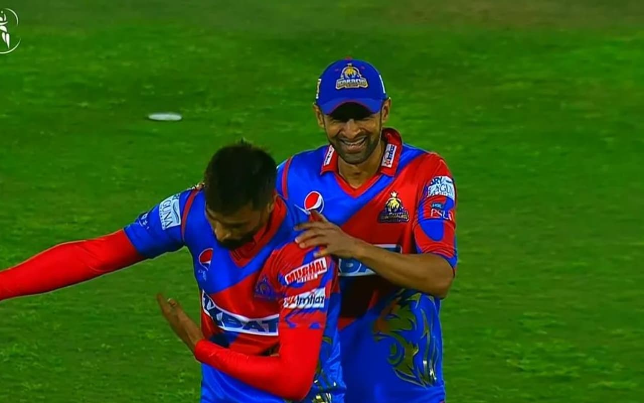 PSL 2023: मोहम्मद आमिर के सामने Babar Azam की बत्ती गुल, स्टार तेज गेंदबाज का फिर दिखा ‘विंटेज’ अवतार