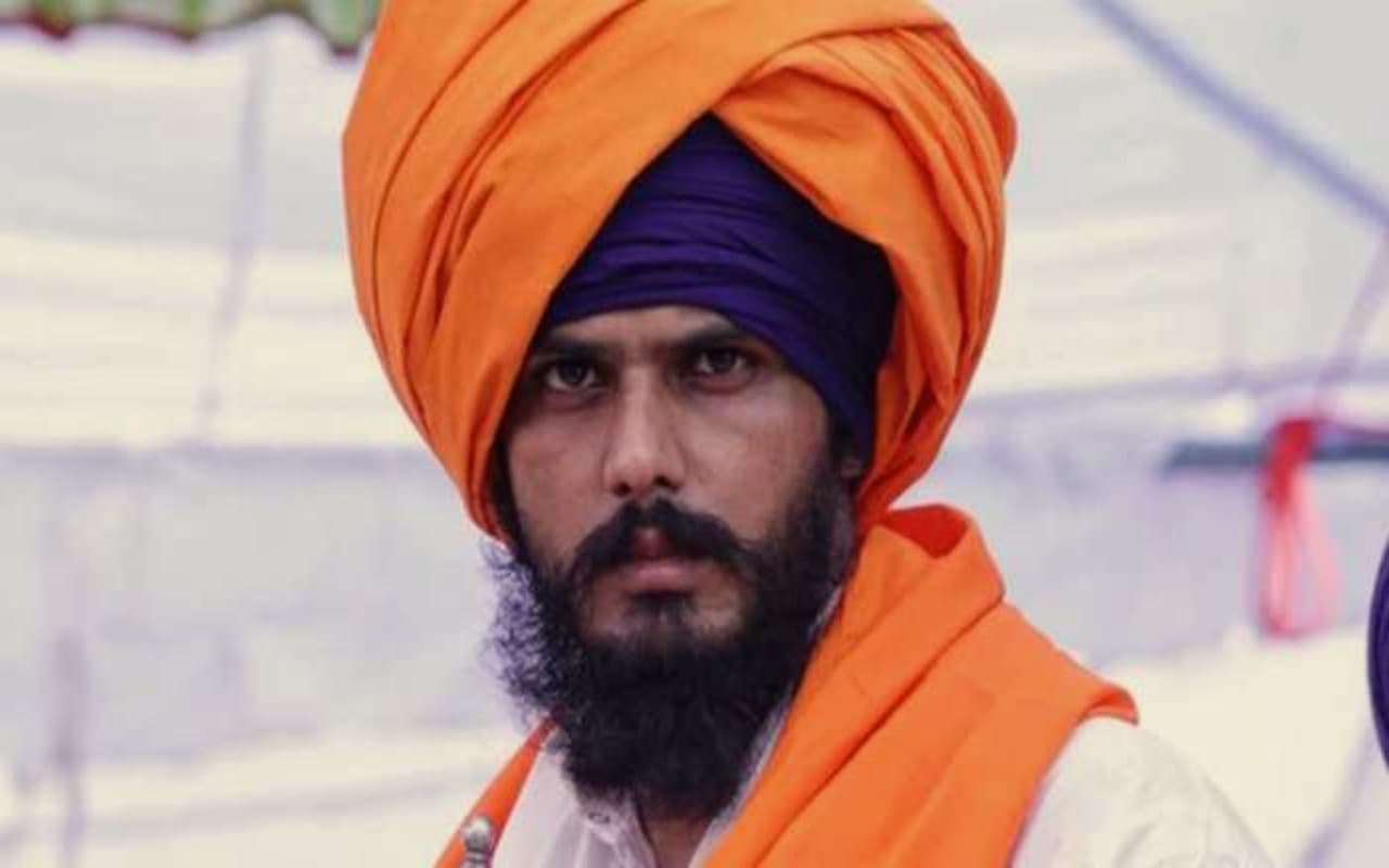 Amritpal Singh: अमृतपाल सिंह केस में अबतक क्या-क्या हुआ? जानें हर डिटेल Amritpal Singh: अमृतपाल सिंह केस में अबतक क्या-क्या हुआ? जानें हर डिटेल