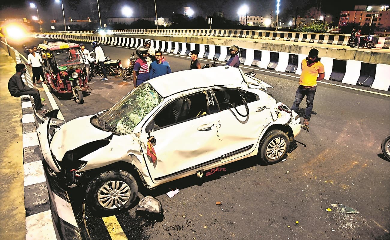 पटना में नहीं थम रहा रफ्तार का कहर, चार अलग-अलग सड़क हादसों में मां-बेटी समेत आठ लोग जख्मी