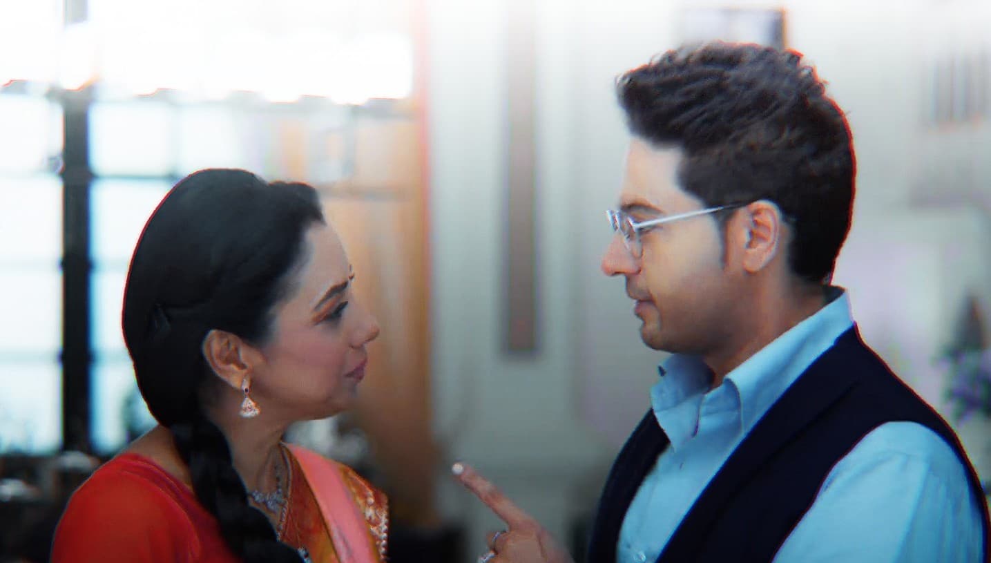 Anupama Spoiler Alert: शाह परिवार को लेकर अनुपमा और अनुज में हुई लड़ाई, बरखा ने उठाया मौके का फायदा