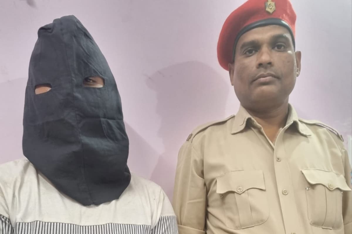 झारखंड : पलामू पुलिस की बड़ी उपलब्धि, 10 पुड़िया हेरोइन के साथ युवक को किया गिरफ्तार