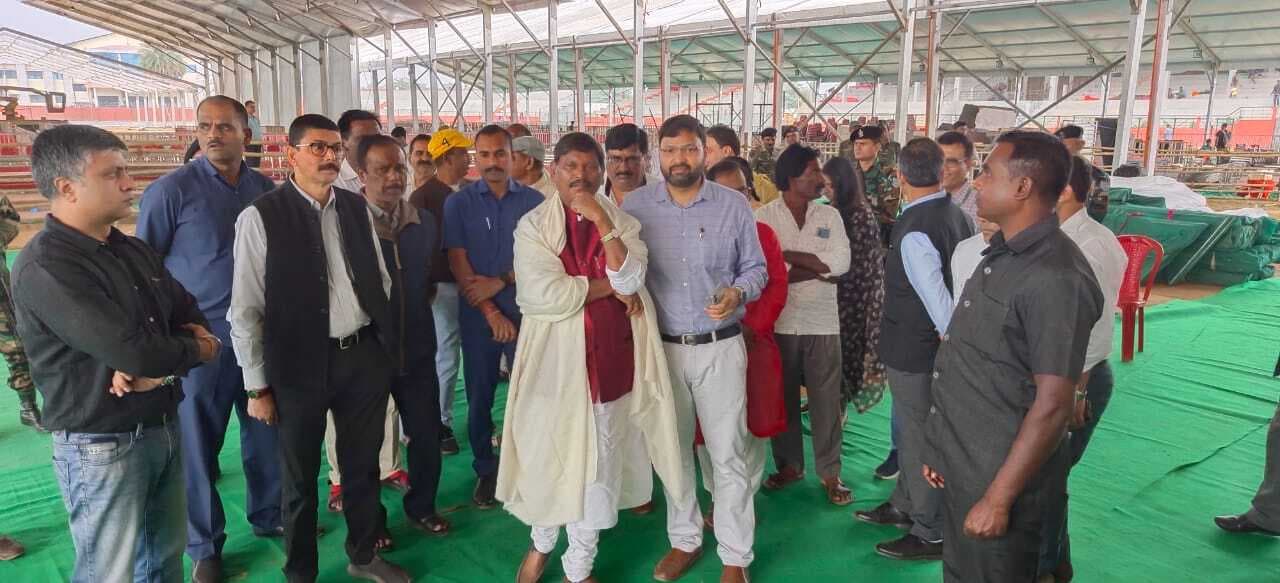 पीएम मोदी के झारखंड आने से पहले खूंटी पहुंचे जनजातीय मंत्री अर्जुन मुंडा, अधिकारियों को दिए जरूरी निर्देश