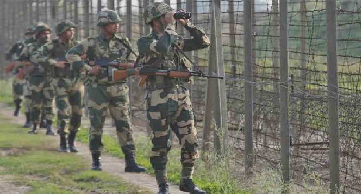 चीन और पाकिस्तान को करारा जवाब देने के लिए भारतीय सेना को मोदी सरकार ने दी बड़ी ताकत, 58 साल बाद इतनी छूट