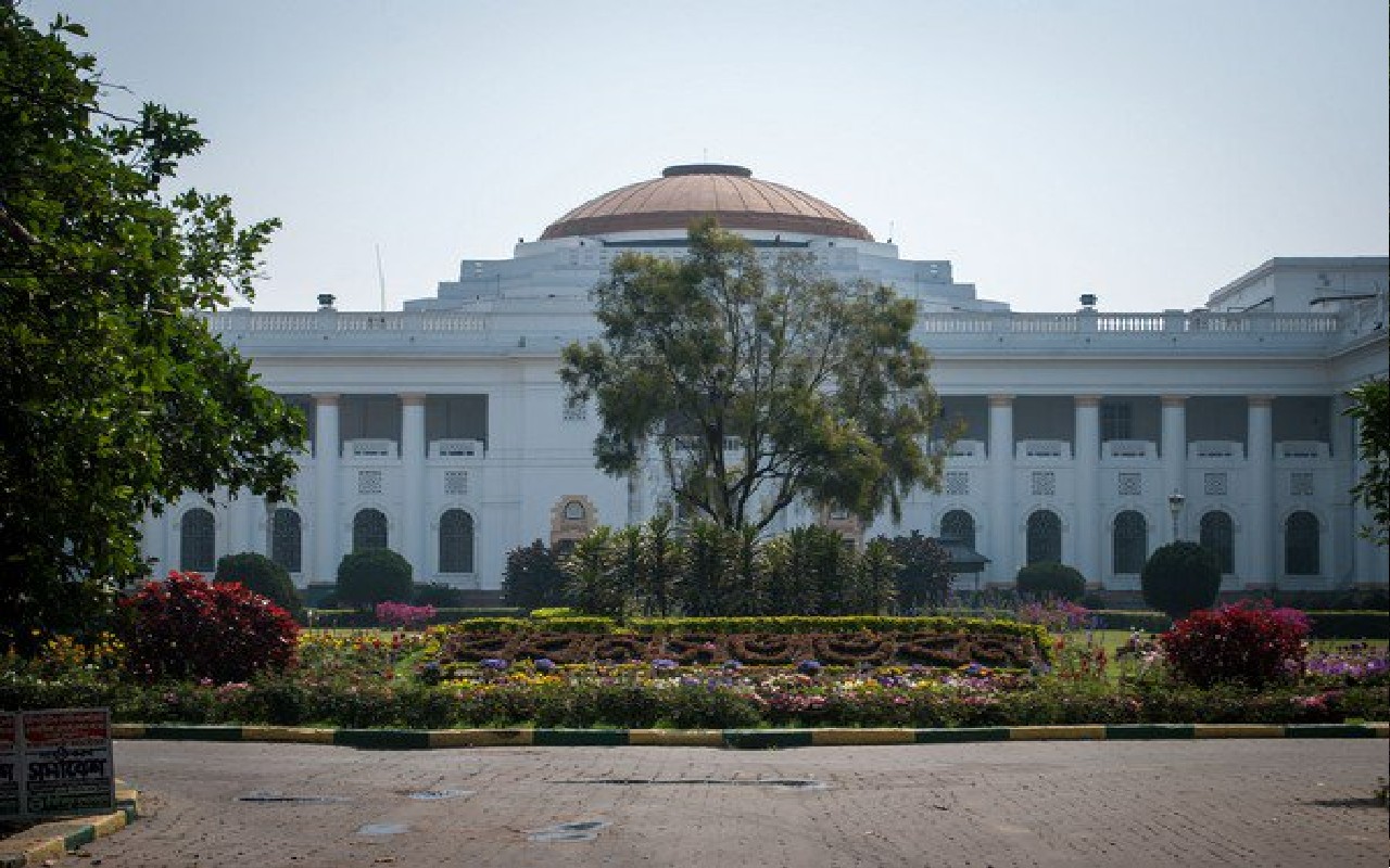 विधानसभा में अखिल गिरि के बयान को लेकर भाजपा का हंगामा, तृणमूल ने किया प्रतिवाद