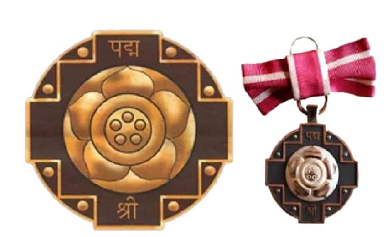 बिहार की 3 हस्तियों को पद्मश्री, सुपर 30 के आनंद कुमार, नालंदा के कपिलदेव और मधुबनी की सुभद्रा होंगी सम्मानित बिहार की 3 हस्तियों को पद्मश्री, सुपर 30 के आनंद कुमार, नालंदा के कपिलदेव और मधुबनी की सुभद्रा होंगी सम्मानित